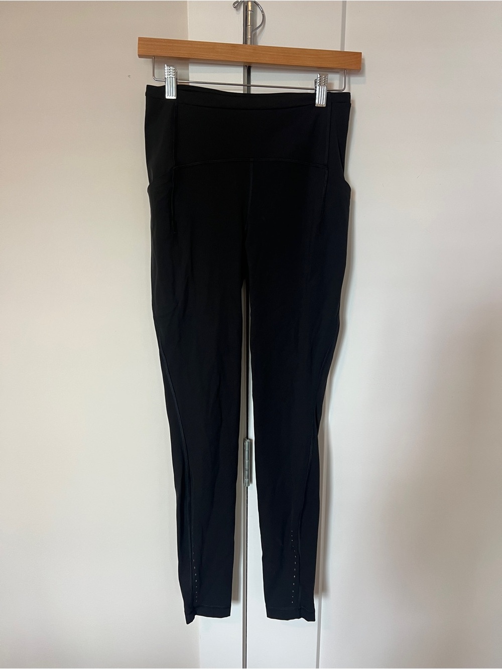 lululemon Align Leggings Size 6. black